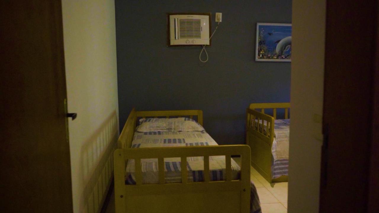 Belíssima Casa Com Extensa área Externa - Piscina, Sauna, Churrasqueira E Campo De Futebol - Com 5 Suítes E A 500 Metros Da Rua Pedras Búzios